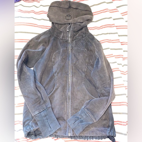 Lululemon Scuba - Picture 1 of 3